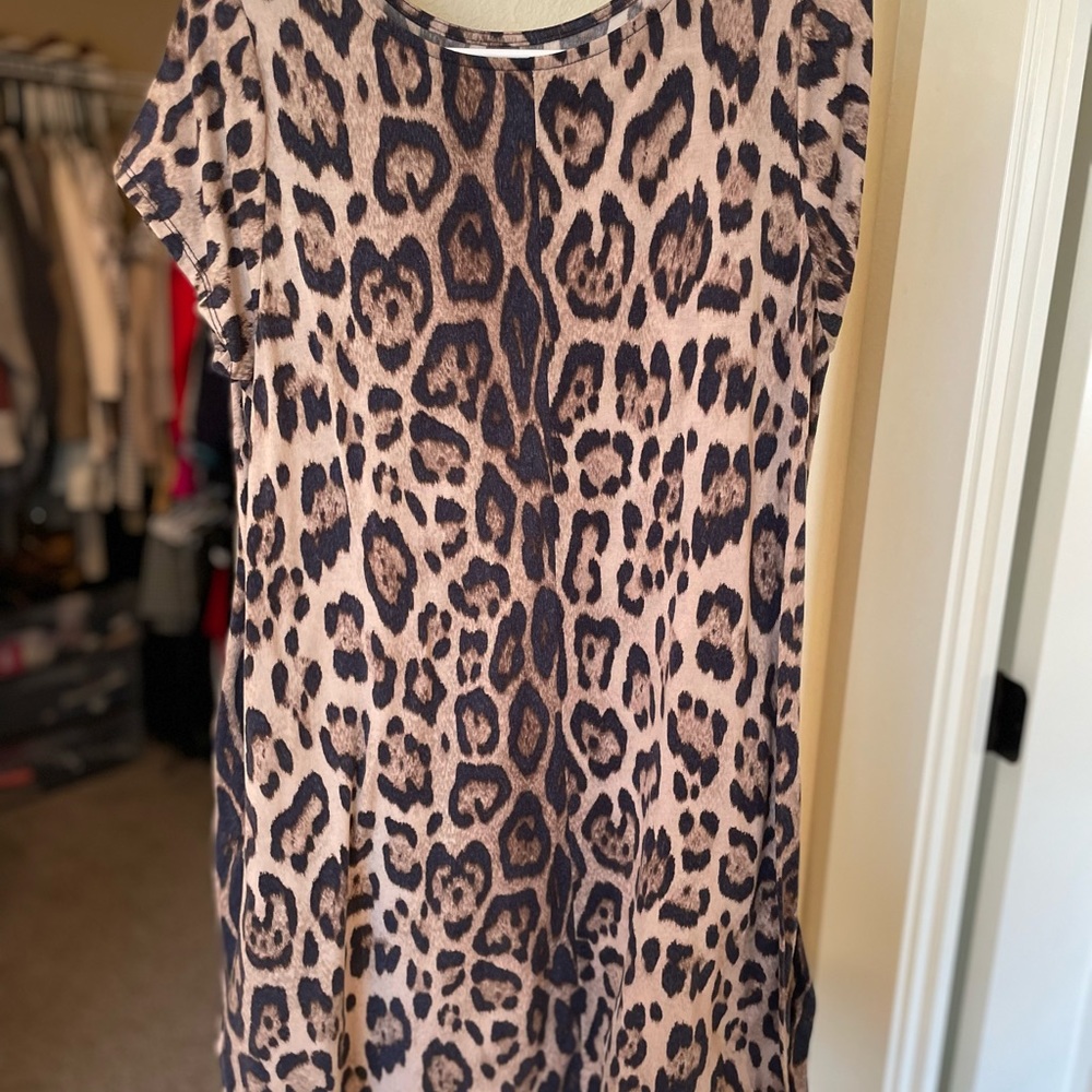 Leopard dress with pockets